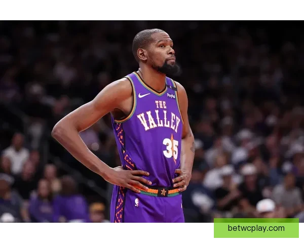 杜兰特砍下27分带队狂胜尼克斯队友激情庆祝全场沸腾